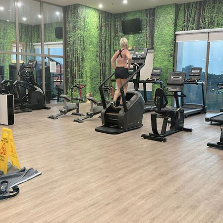 Copacabana Beach Jomtien 科帕卡巴纳海乔木提安海滩毗邻乔木提安夜市 Екстериор снимка