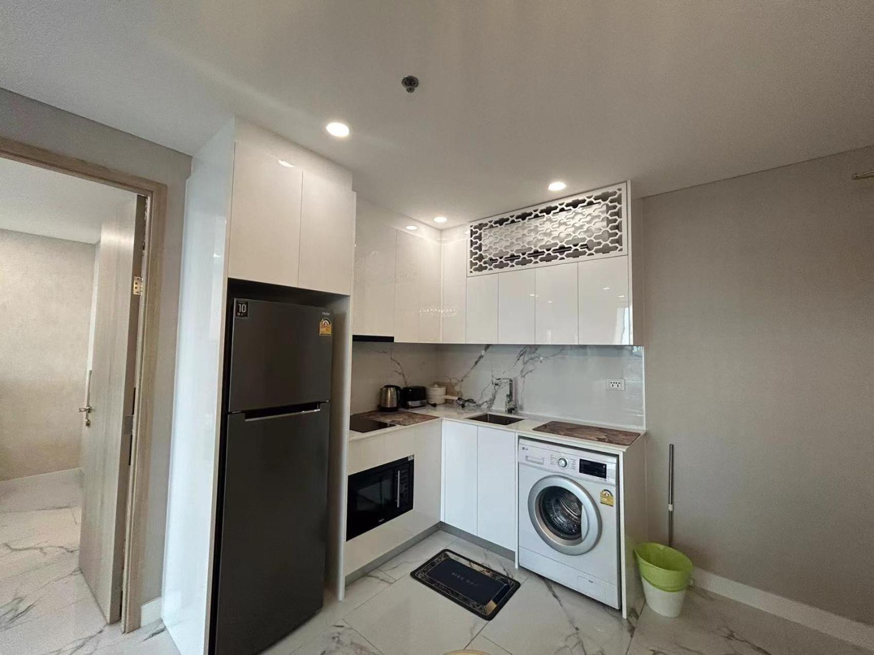 Copacabana Beach Jomtien 科帕卡巴纳海乔木提安海滩毗邻乔木提安夜市 Екстериор снимка