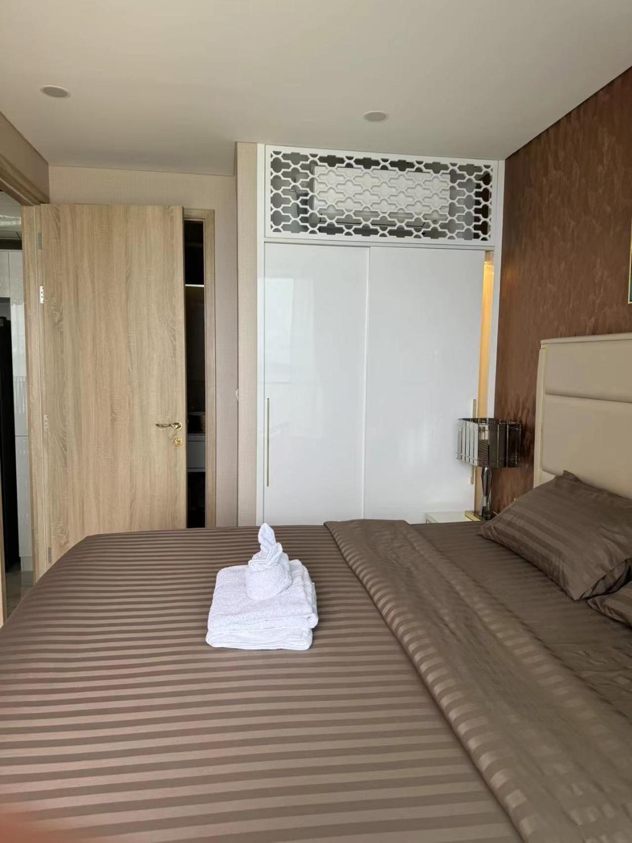 Copacabana Beach Jomtien 科帕卡巴纳海乔木提安海滩毗邻乔木提安夜市 Екстериор снимка
